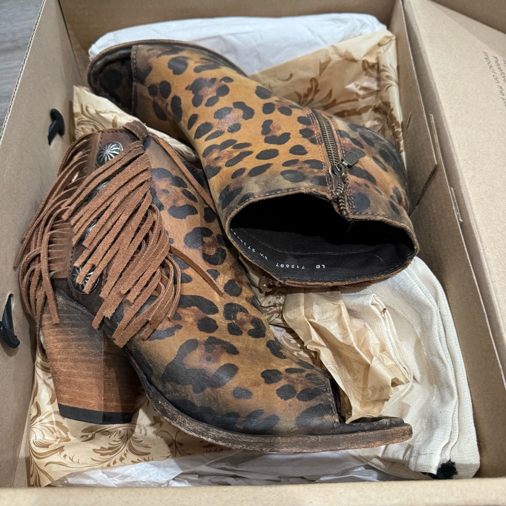 Liberty Chita Miel Concho Fringe Peep Black Leopard Stone Washed Boots Booties - Picture 9 of 10
